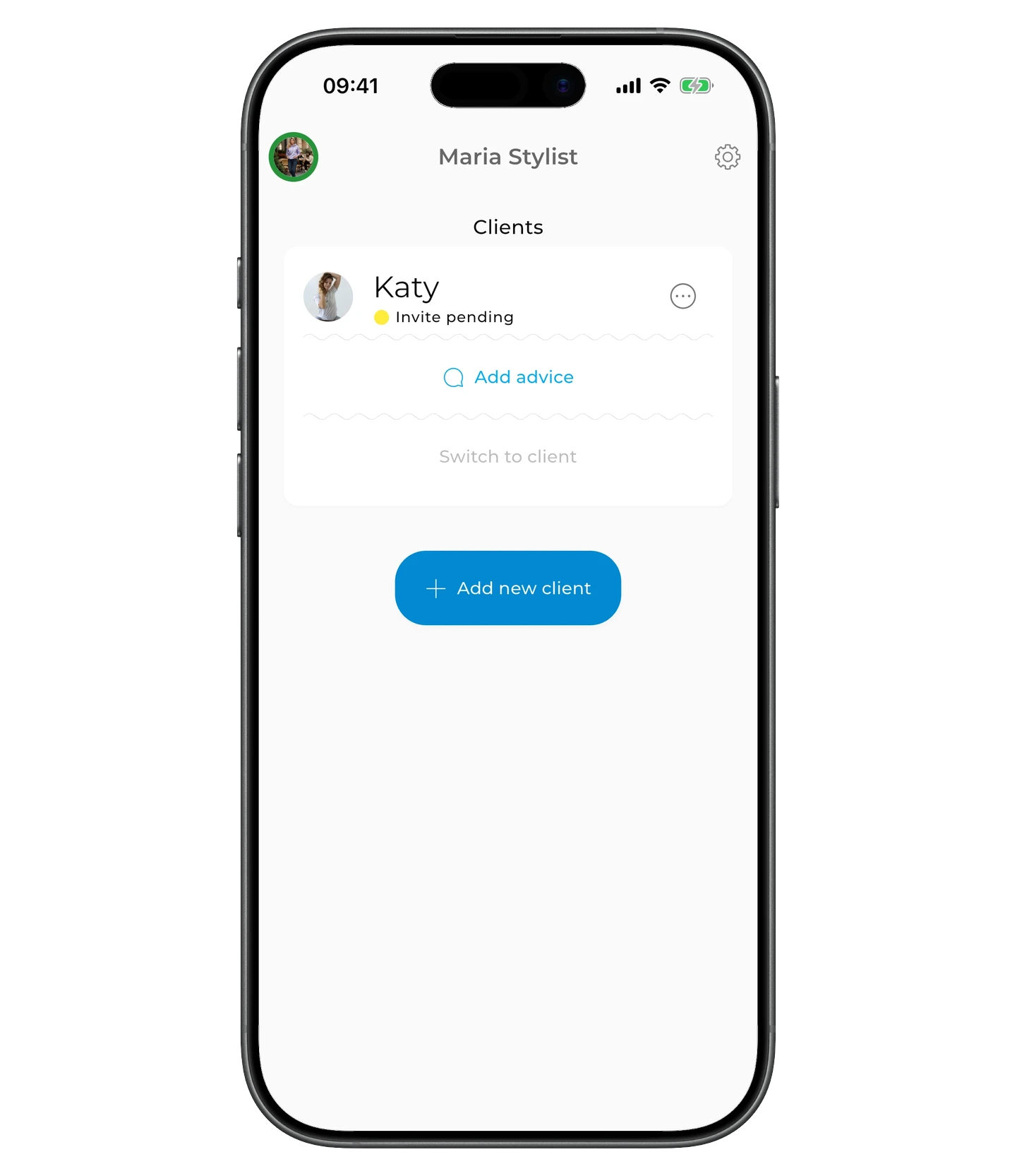 Stylist dashboard — card with pending status